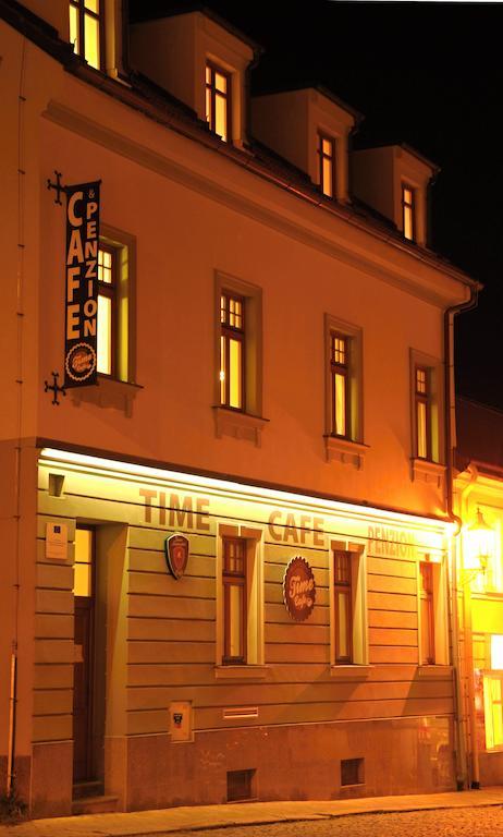 Time Cafe & Penzion Pribram Luaran gambar